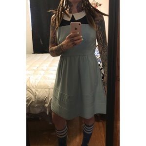 ModCloth PeterPan Collar Sleeveless Dress Large